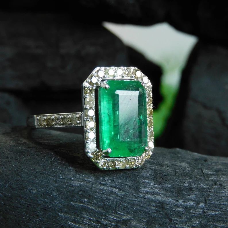 Emerald octagon gold ring