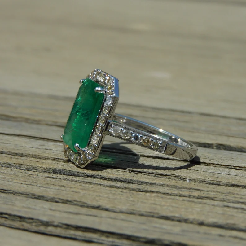 Emerald octagon gold ring