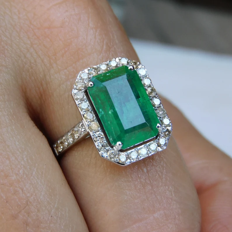 Emerald octagon gold ring