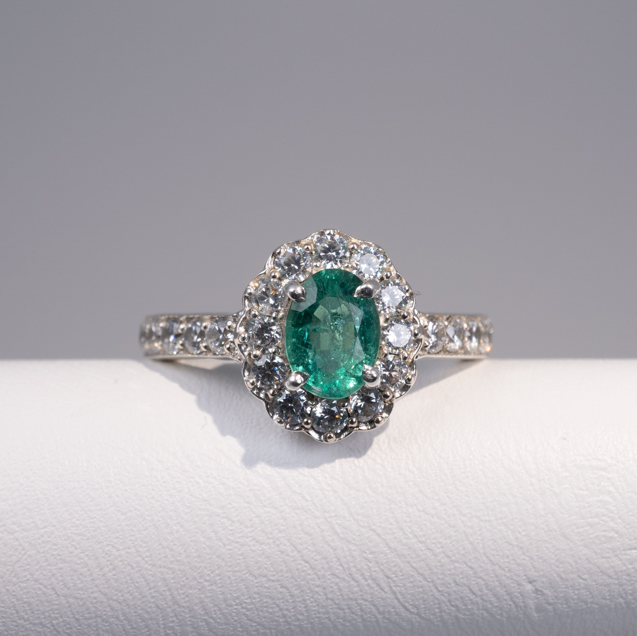 Emerald & Diamond ring